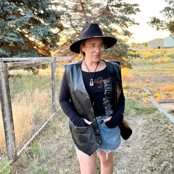 Vintage 100% Leather Biker Snap Front Motorcycle Vest Size 3XL - Picture 8 of 8